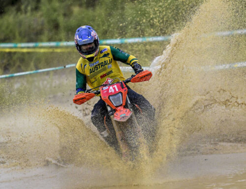 Team Australia makes a strong start in damp ISDE opener